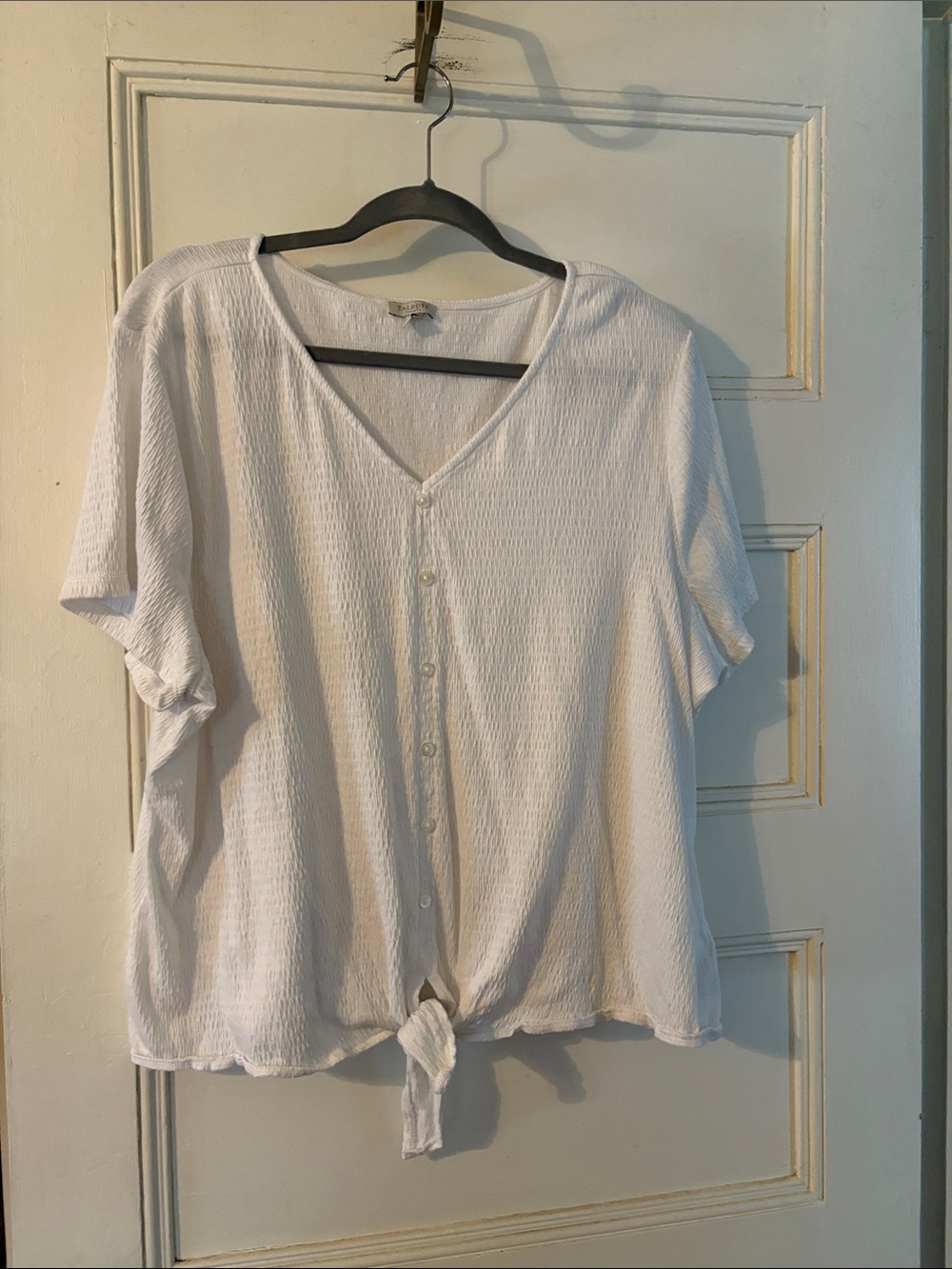 Talbots White Textured Button-Front Tie-Hem Blouse